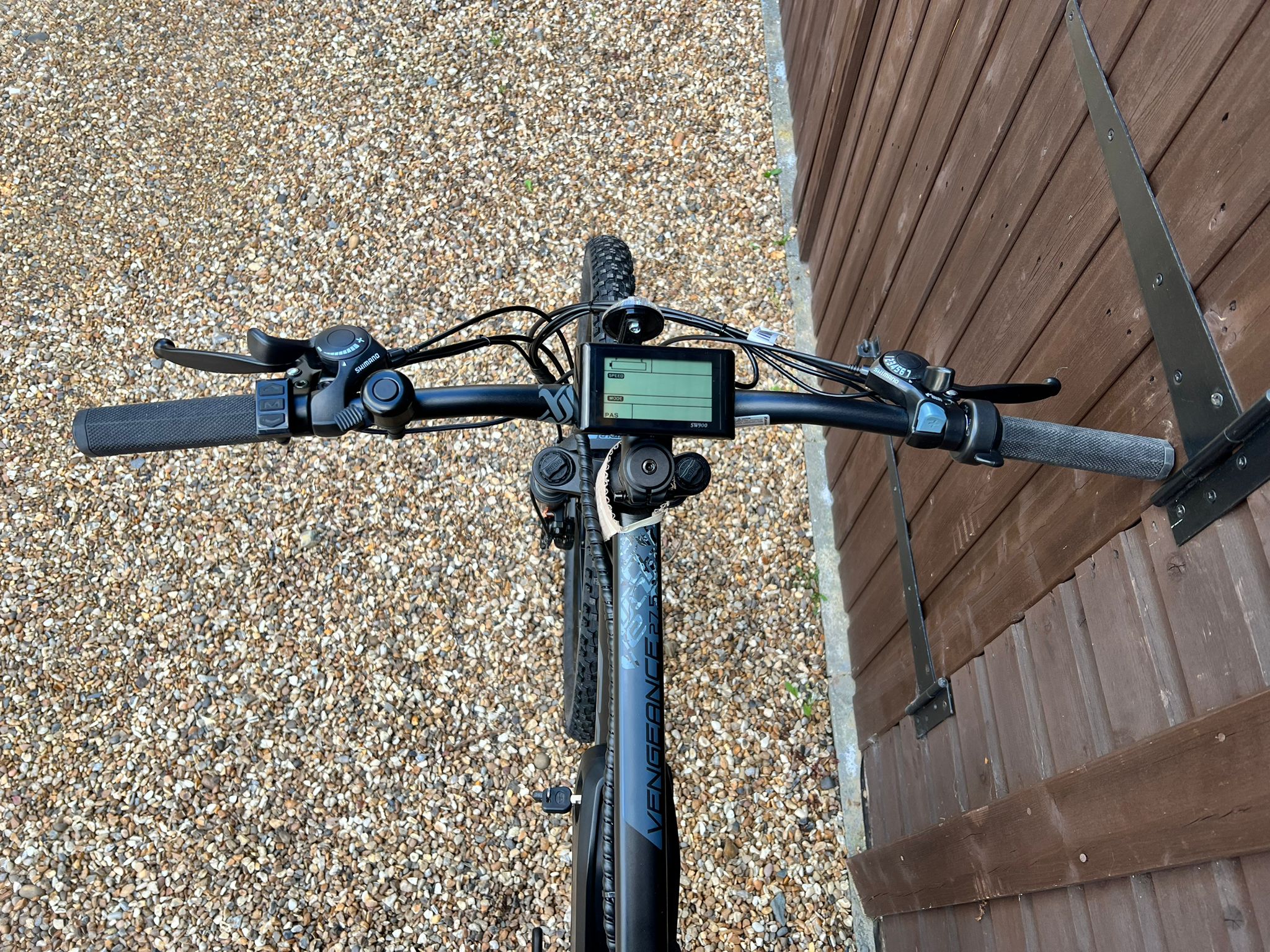 Carrera Vengeance electric bike 36/48v 350 Watts 27.5inch Mountain bike