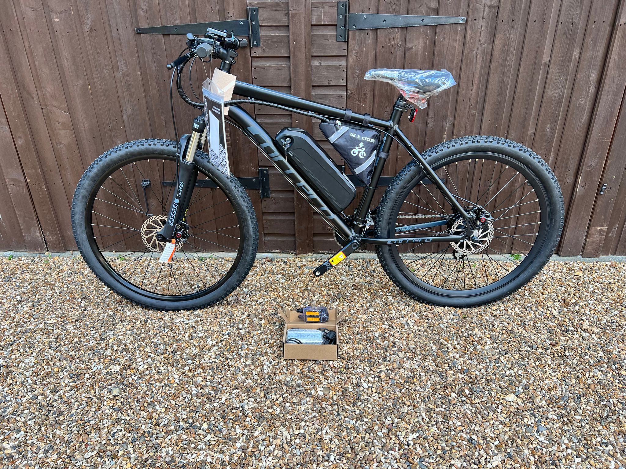 Carrera Vengeance electric bike 36/48v 350 Watts 27.5inch Mountain bike