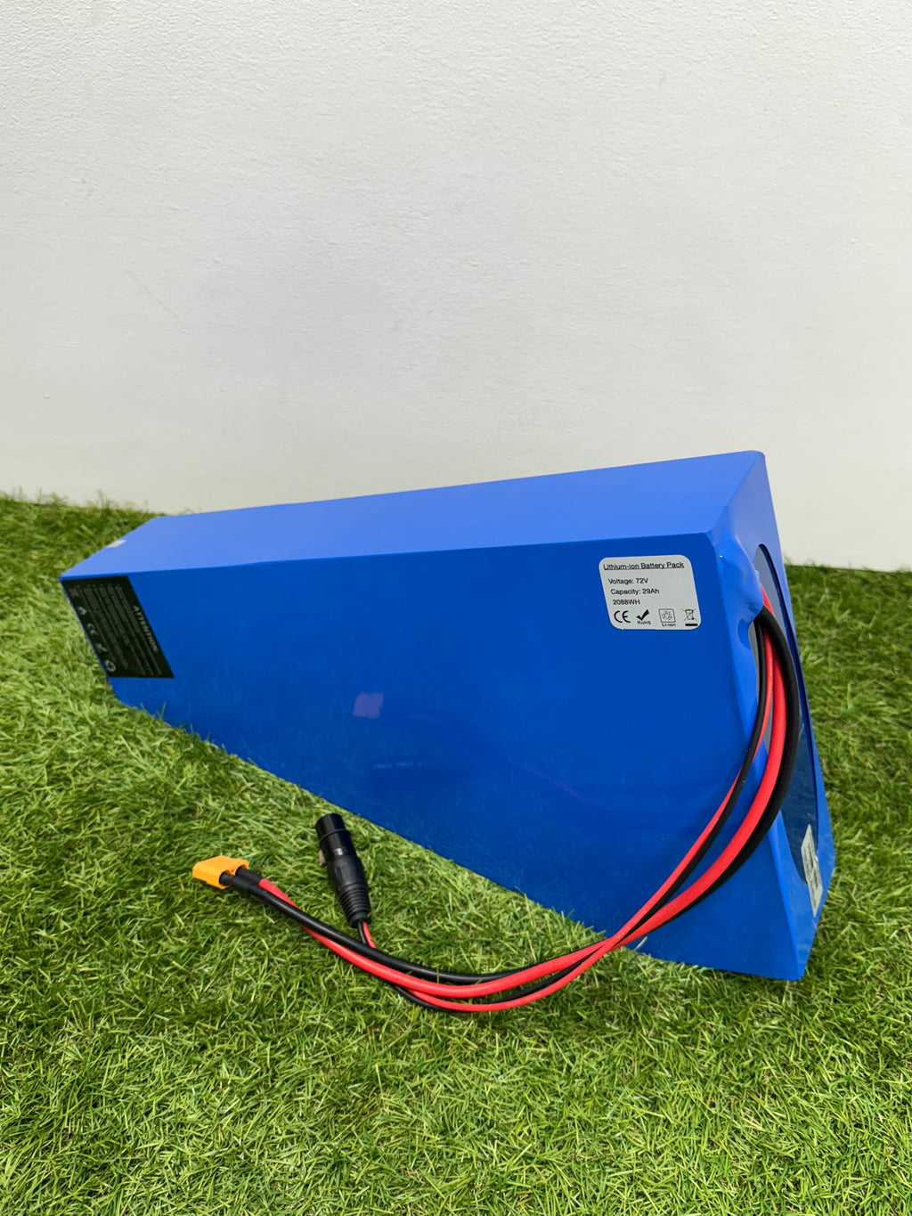 72v 29ah Triangle Li-ion Ebike Battery Electric Bike with 4a charger Soft Case