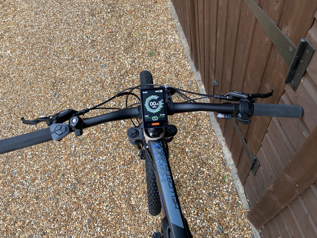 Carrera Hellcat electric bike 48v 750 Watts Bafang Mid Drive 29inch Mountain bike