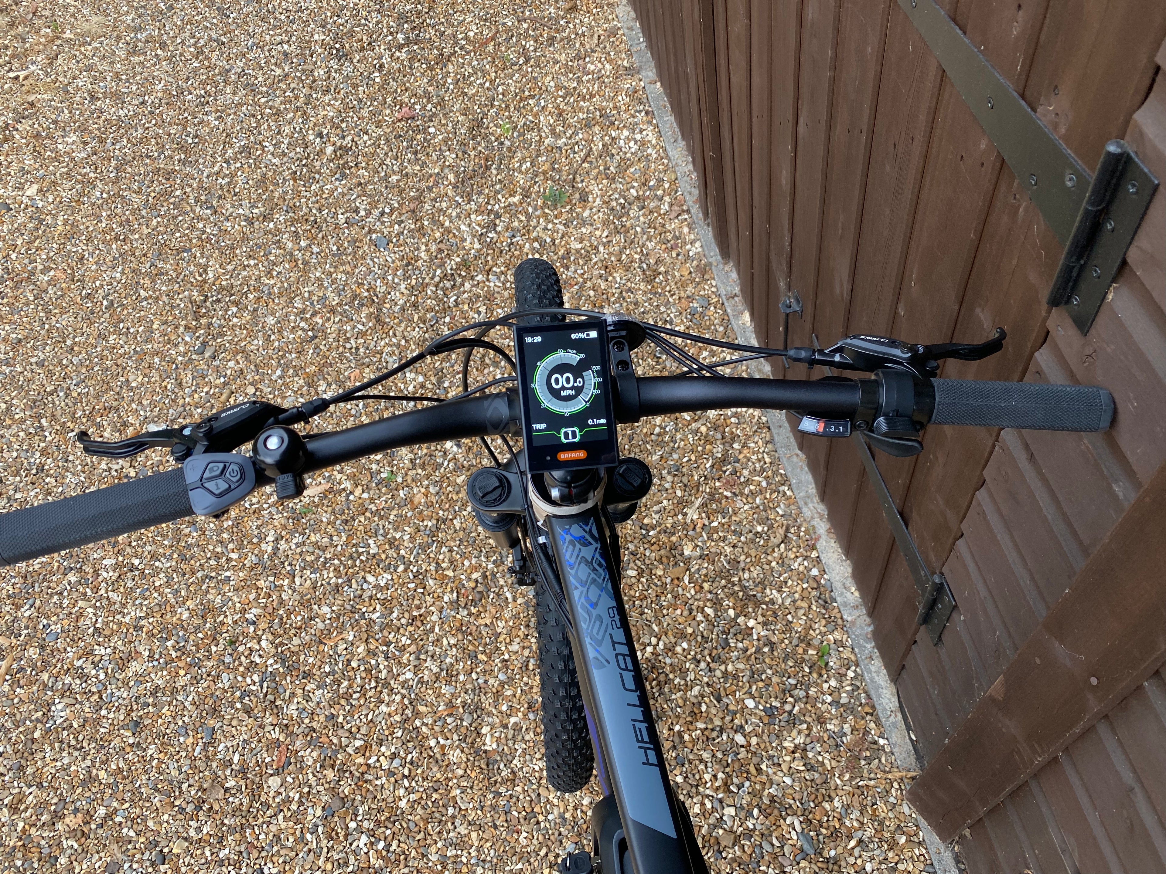 Carrera Hellcat electric bike 48v 750 Watts Bafang Mid Drive 29inch Mountain bike