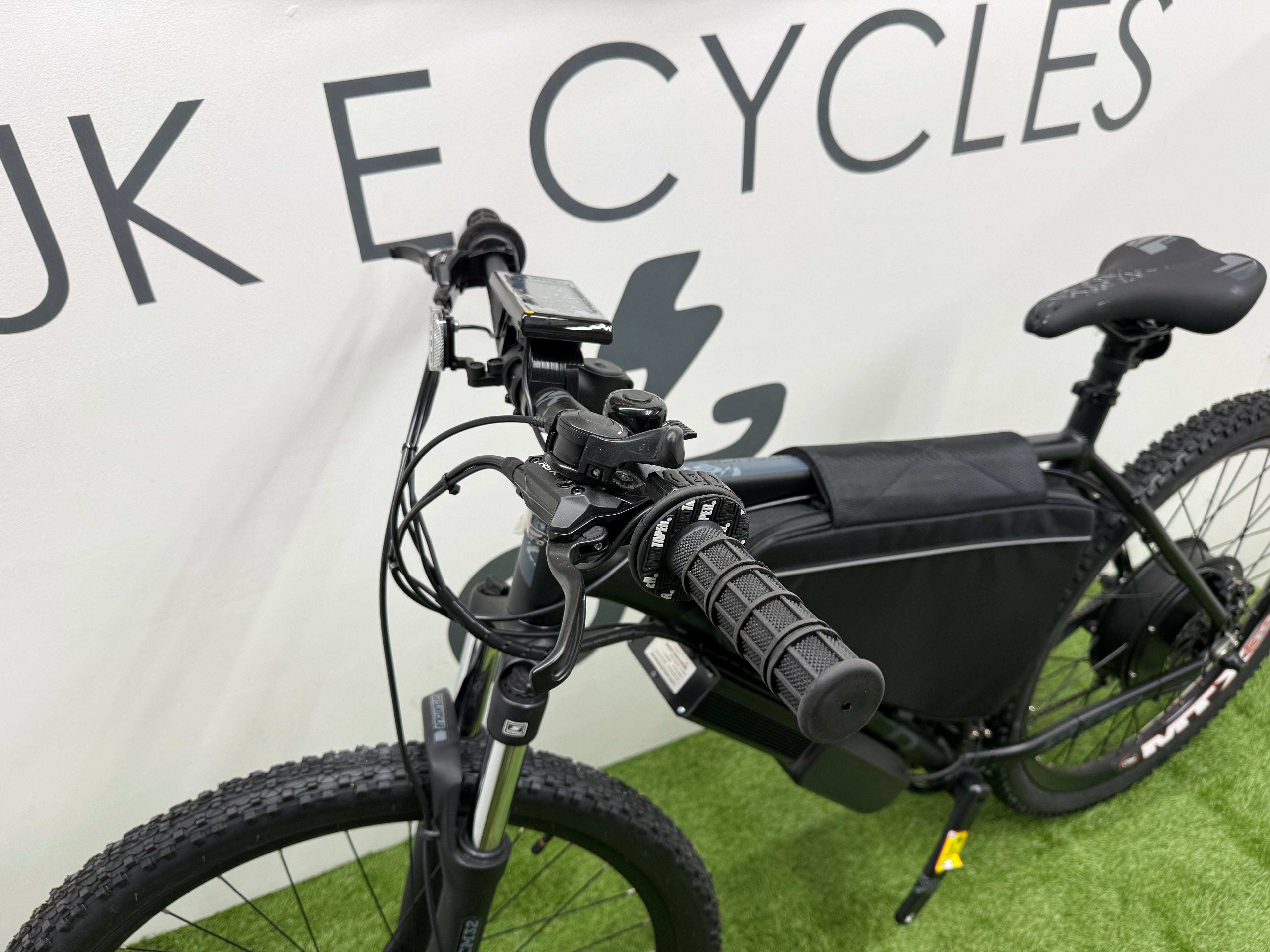 Carrera Vengeance electric bike 72v 5000 Watts mtx Lithium🔋30ah Black Edition