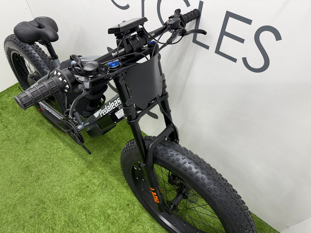 Fat bike 26x4 inch electric bike 72v 3000 Watts Lithium🔋25ah battery