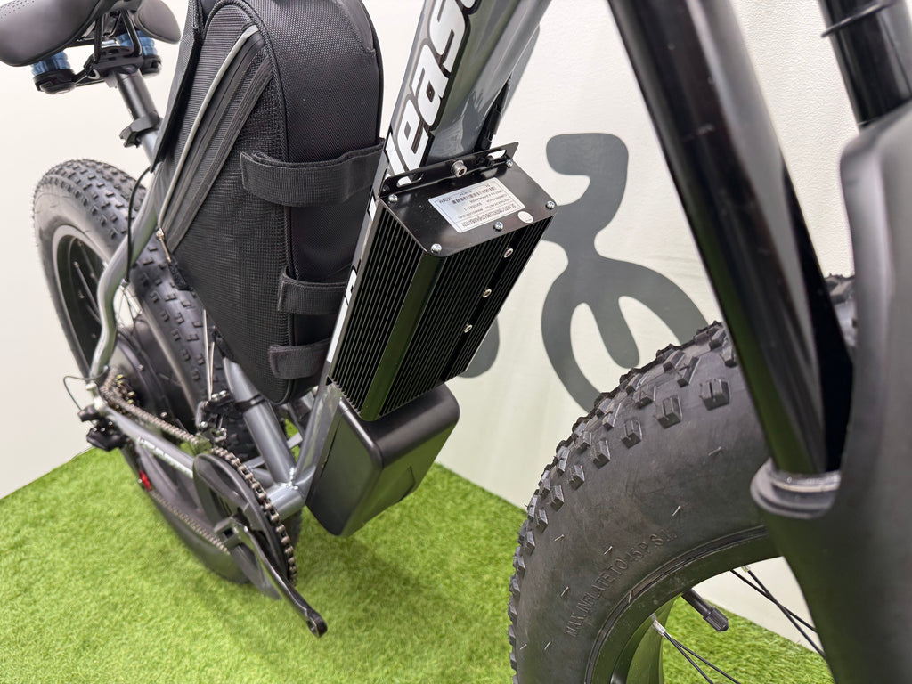 Fat bike 26x4 inch electric bike 72v 3000 Watts Lithium🔋25ah battery