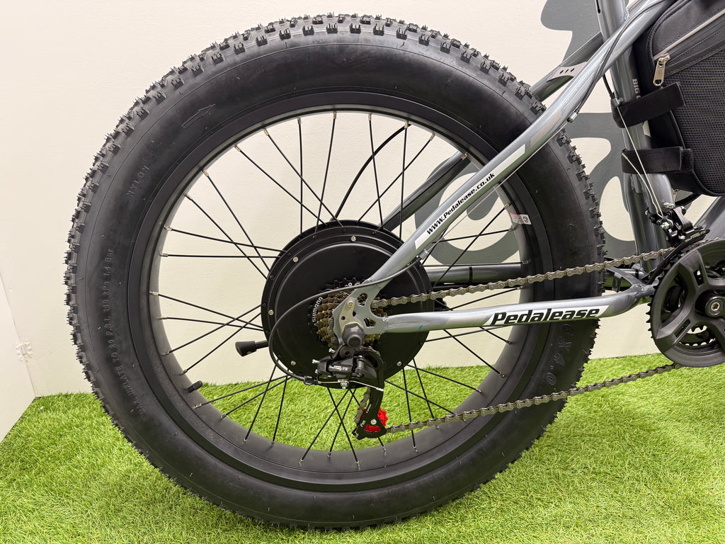 Fat bike 26x4 inch electric bike 72v 3000 Watts Lithium🔋25ah battery