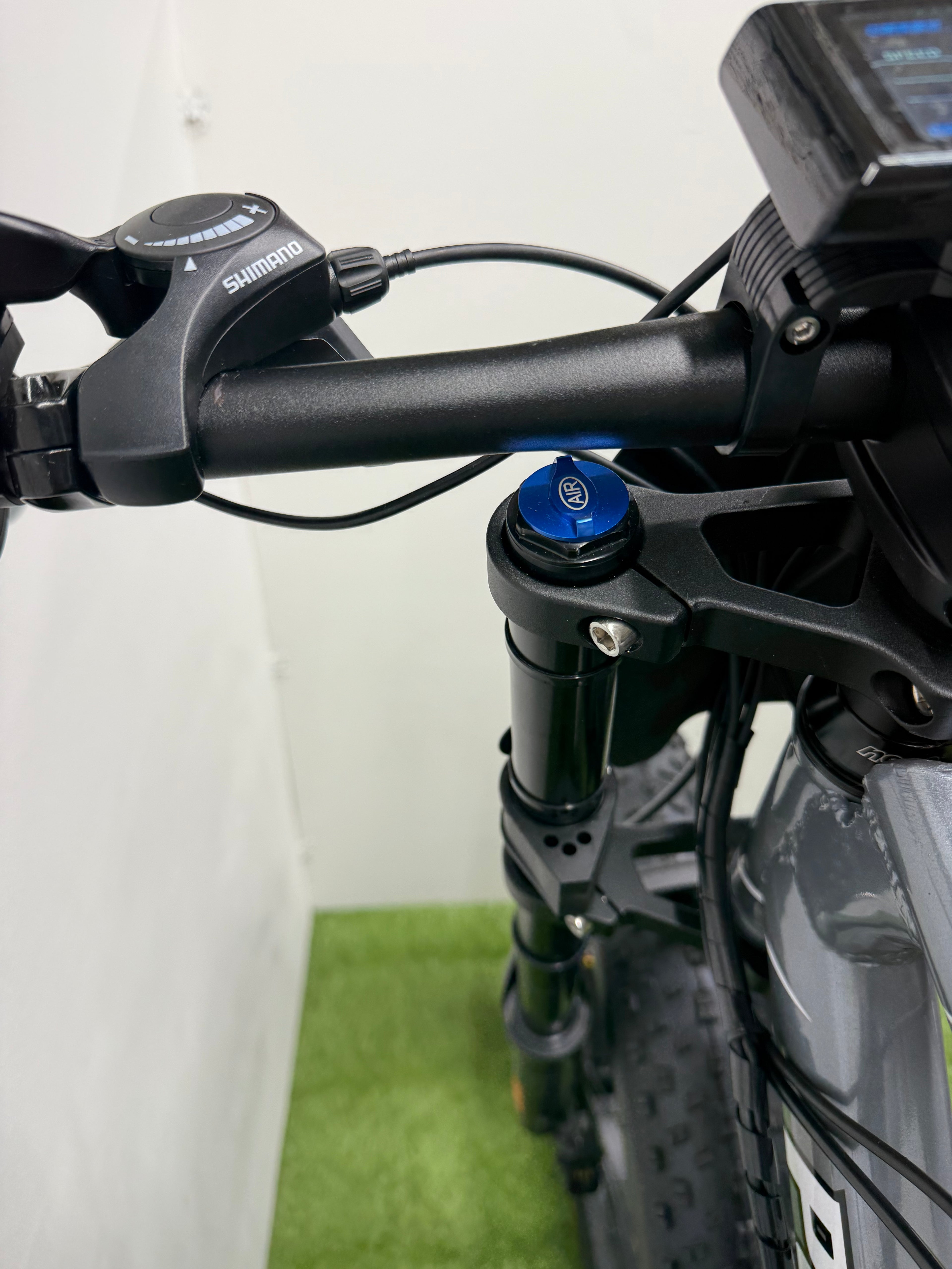 Fat bike 26x4 inch electric bike 72v 3000 Watts Lithium🔋25ah battery