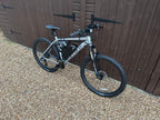 Carrera Valour electric bike 36/48v 350 Watts 27.5inch Mountain bike
