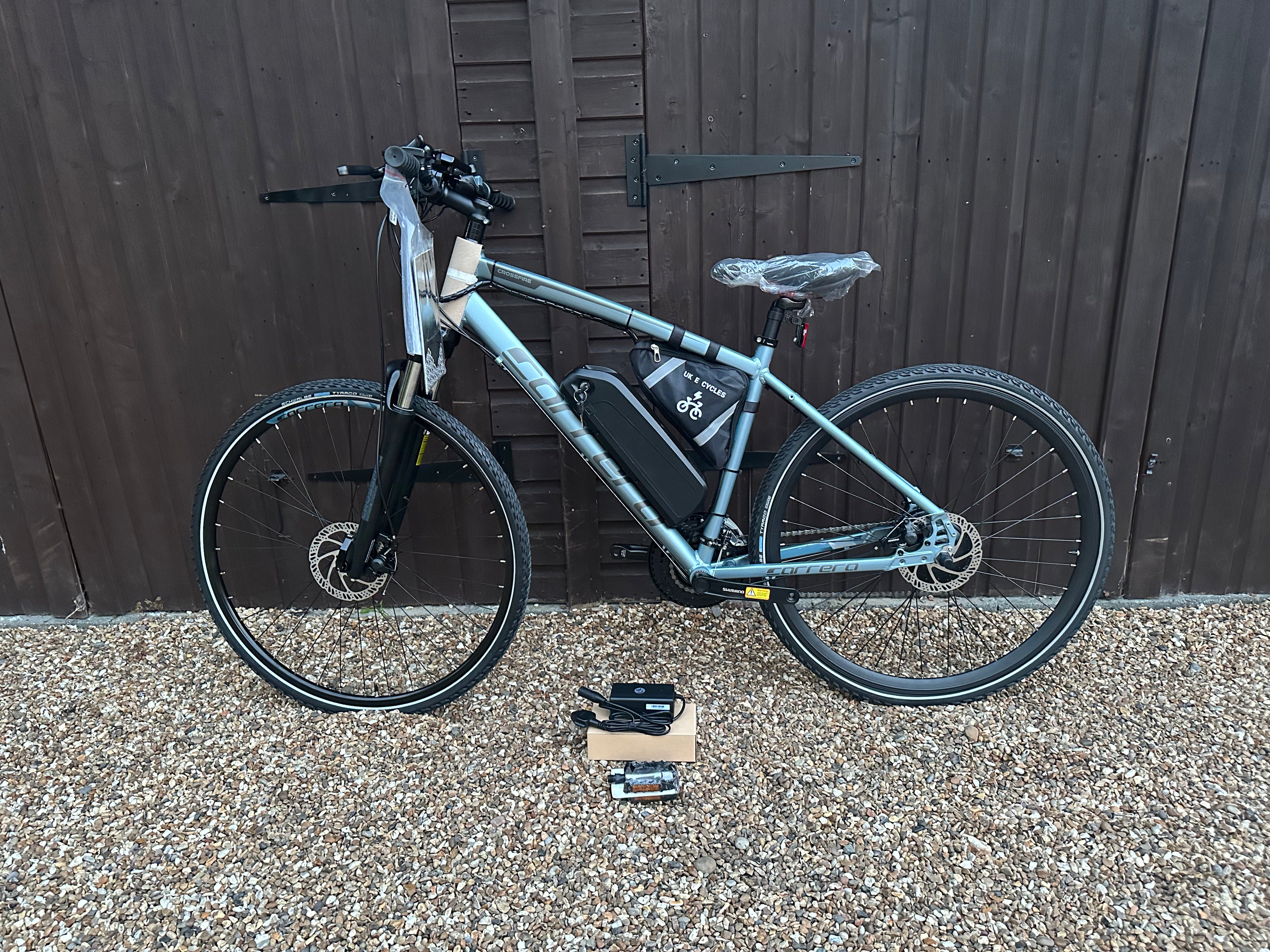 Carrera crossfire electric bike 36/48v 350 Watts 700c Hybrid bike