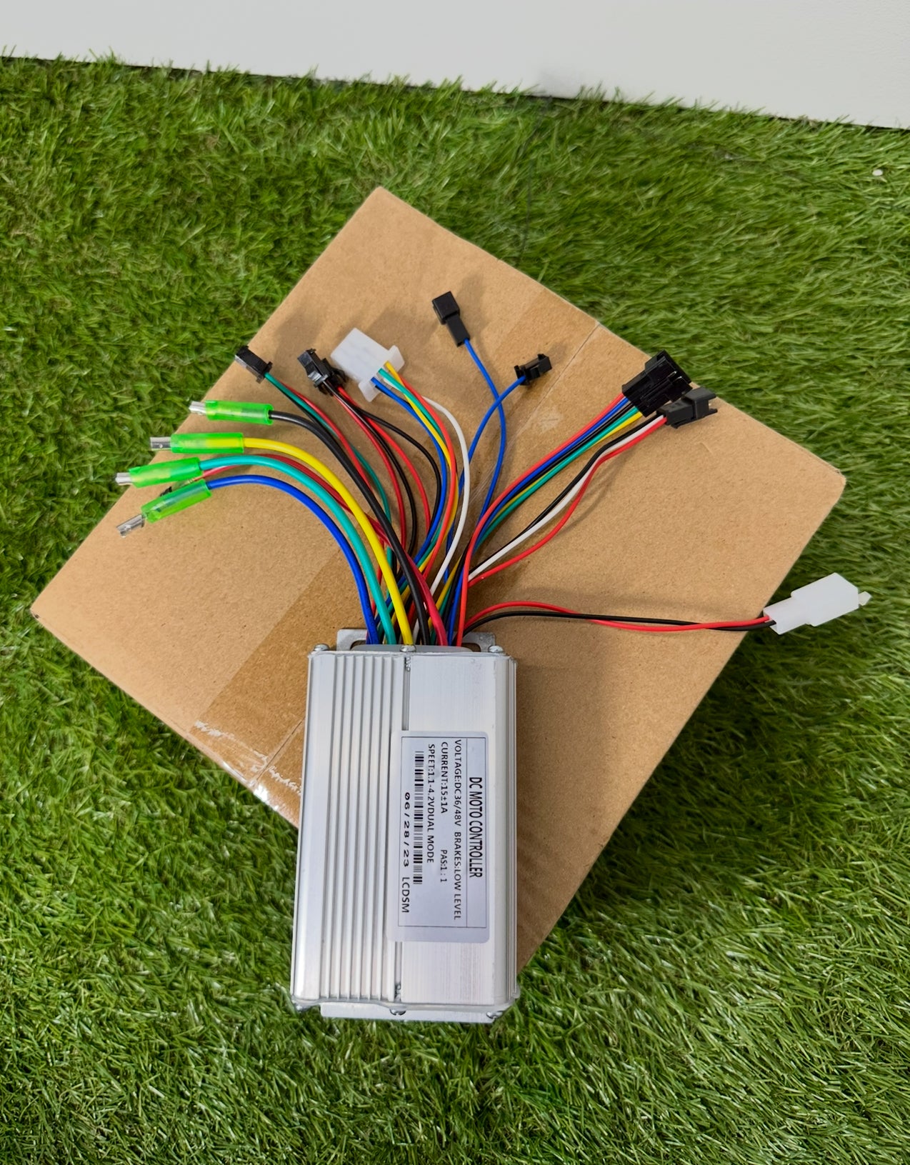 YF 250w 36/48V 15A+1 Ebike Controller Sine Wave Controller