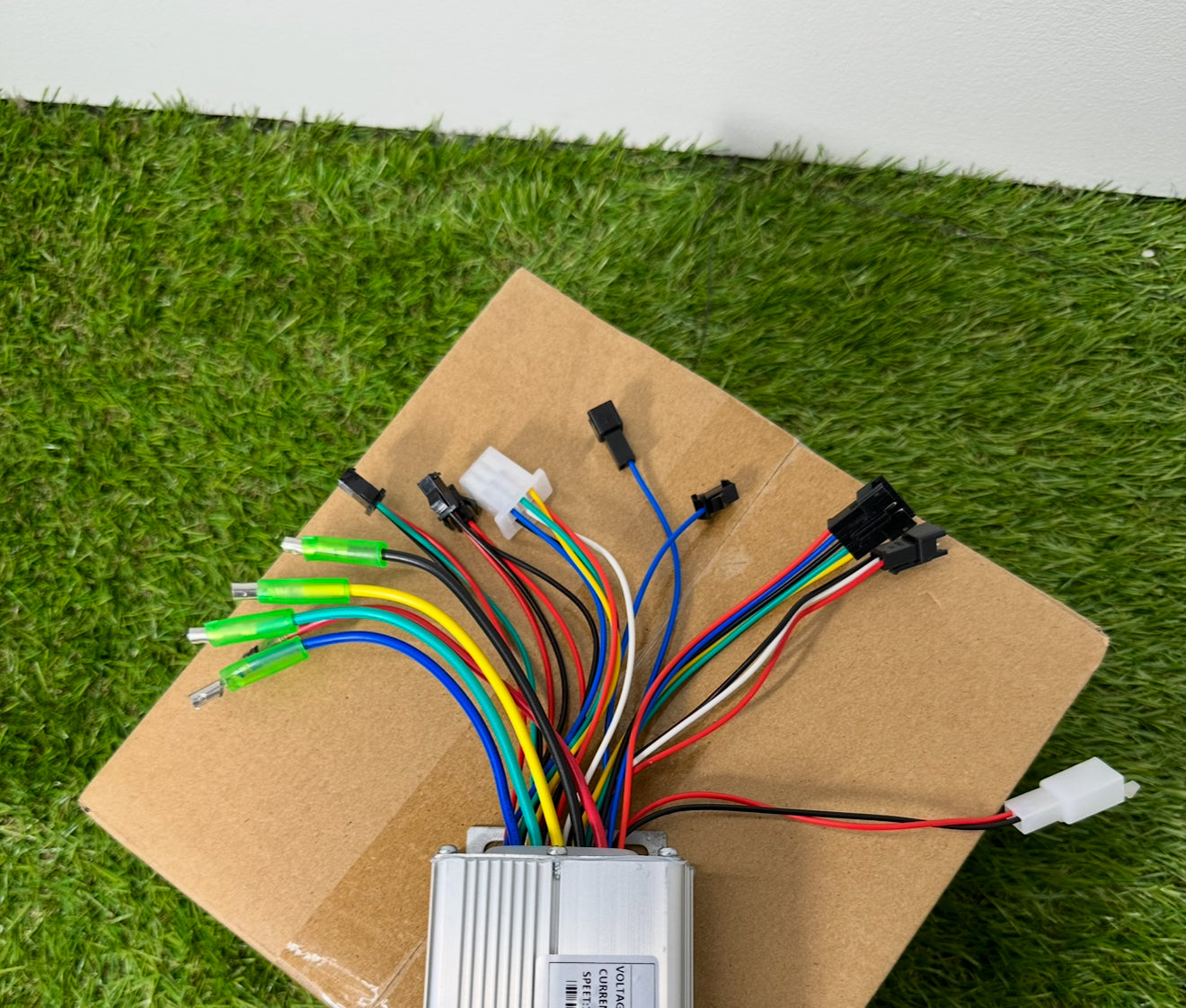 YF 350w 36/48V 18A+1 Ebike Controller Sine Wave Controller