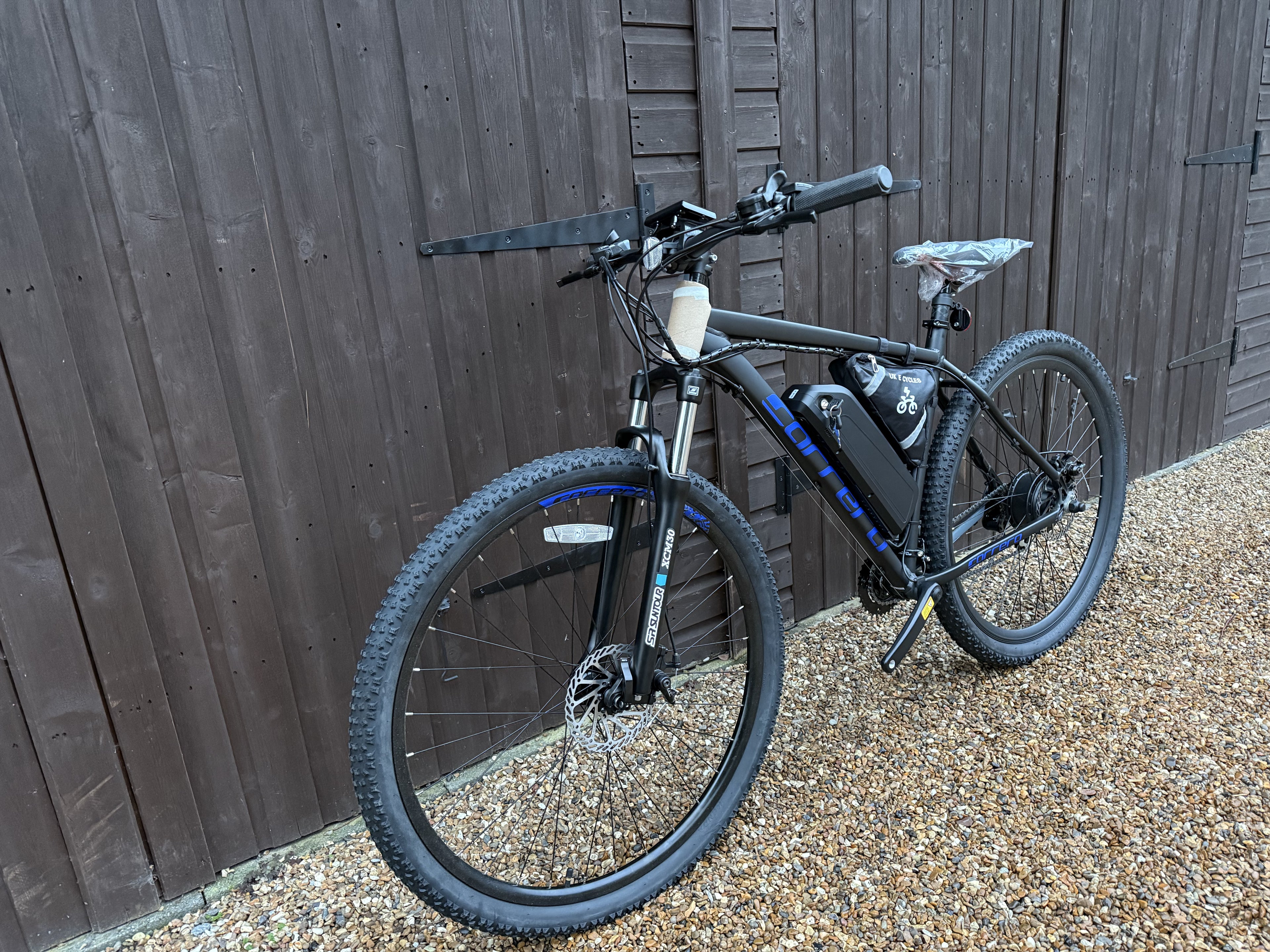 Carrera Helcat electric bike 36/48v 350 Watts 29 inch Mountain bike