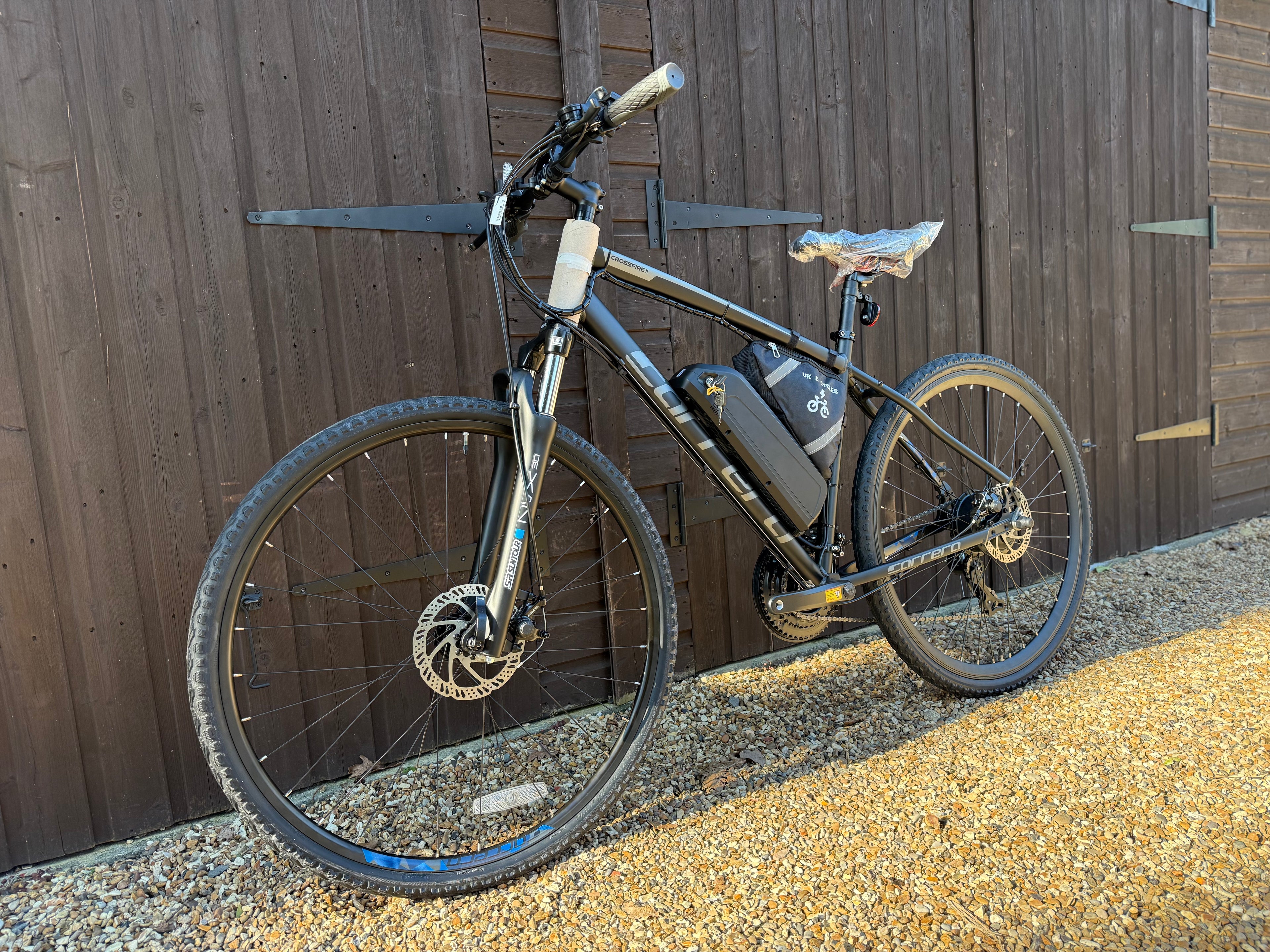 Carrera crossfire 2 electric bike 36/48v 350 Watts 700c Hybrid bike