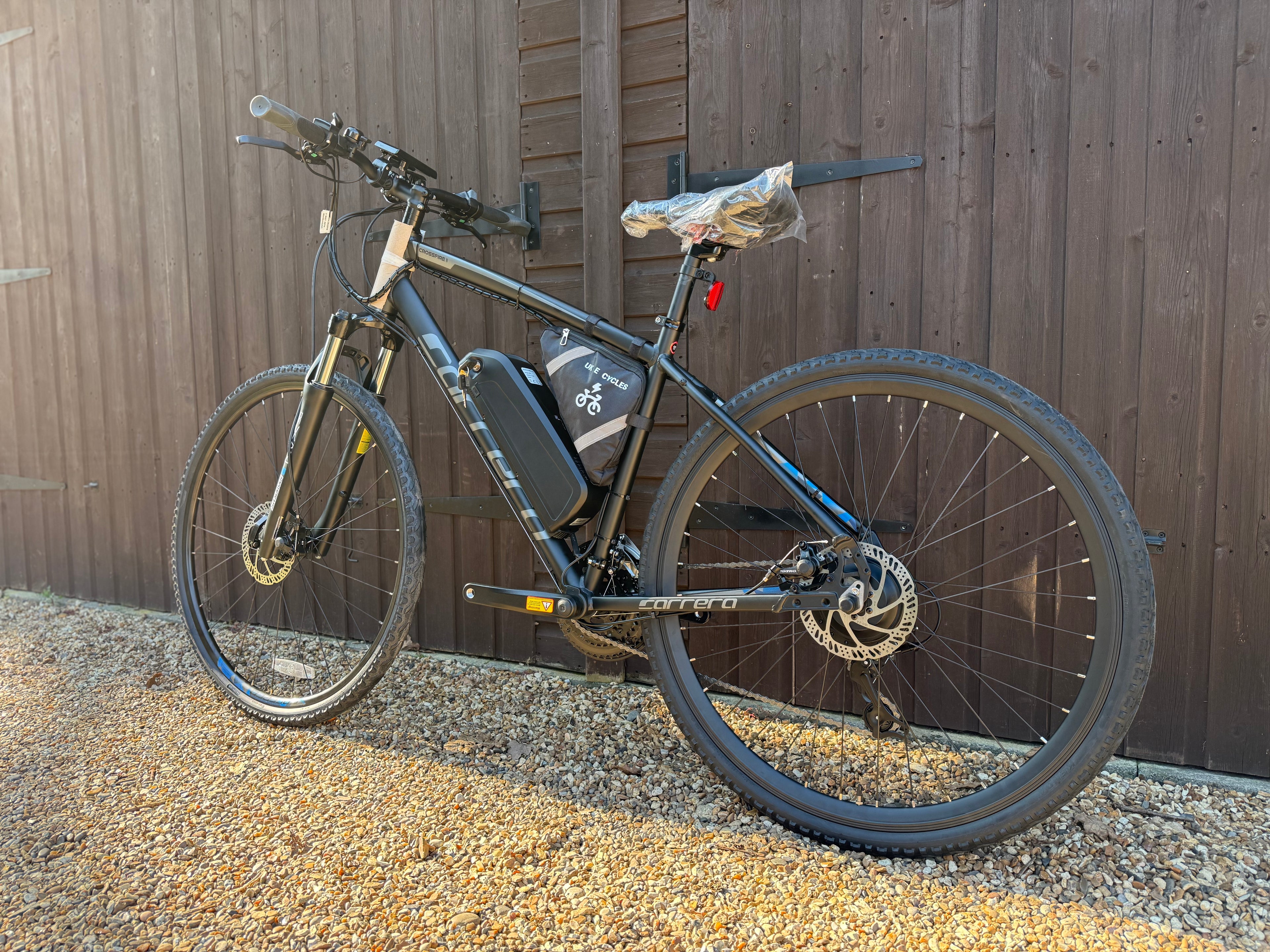 Carrera crossfire 2 electric bike 36/48v 350 Watts 700c Hybrid bike