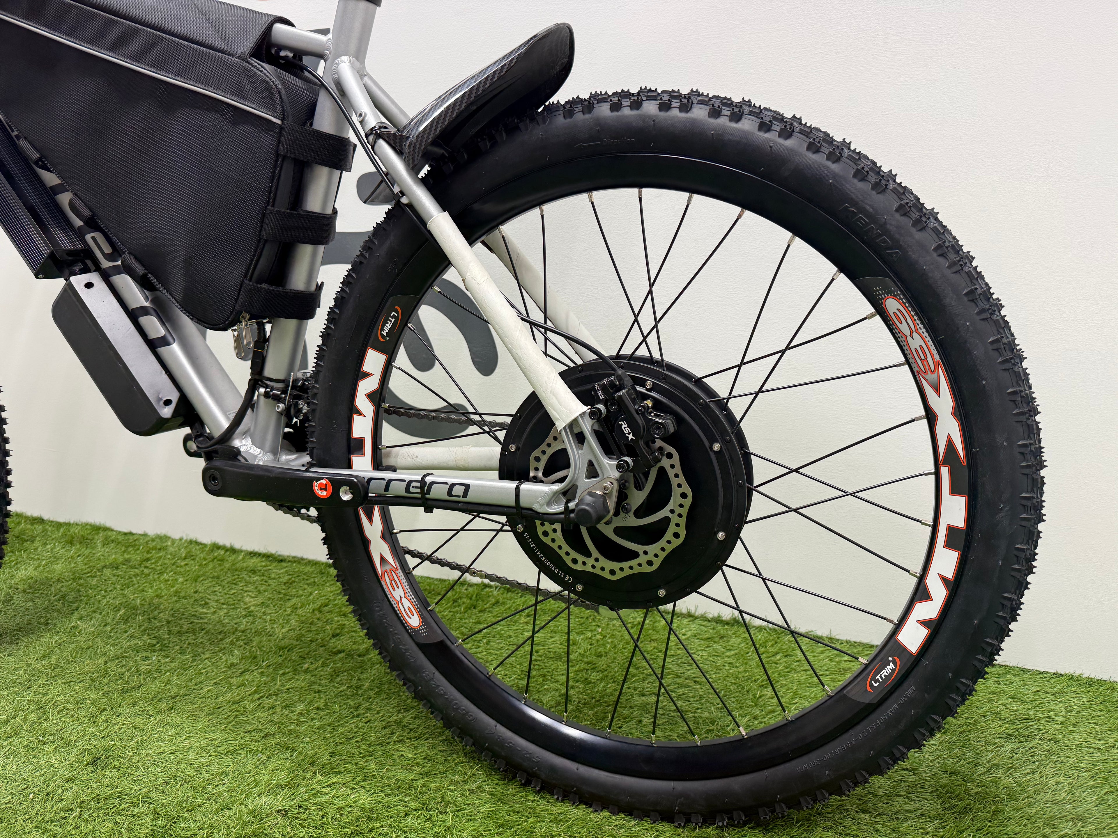 Carrera Valour Disc electric bike 72v 3000 Watts mtx Lithium🔋 Silver Edition With Double Shoulder Forks