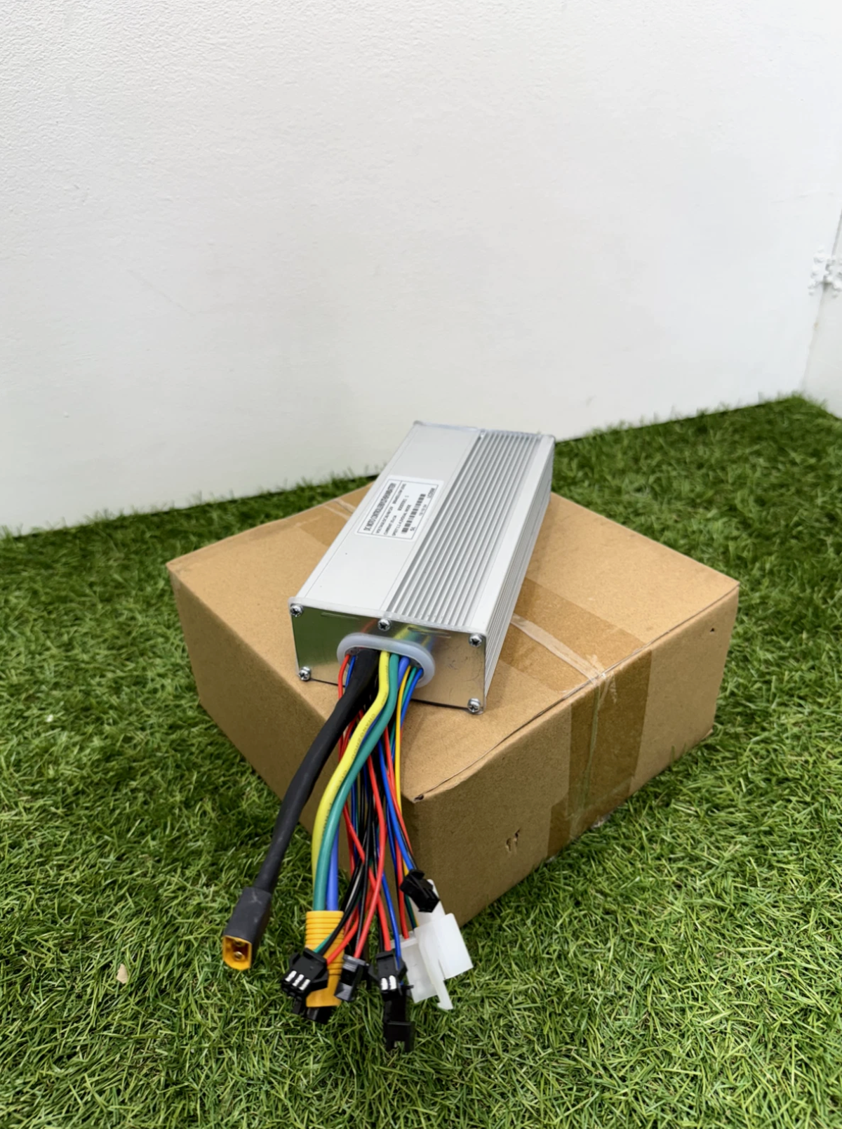 Electric Bike Controller 48V 35A 1500W Aluminium Body YF Sinewave With XT60