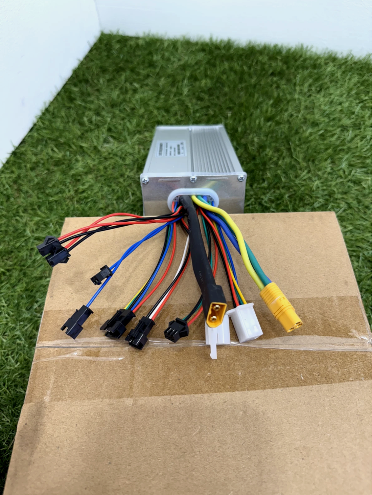 Electric Bike Controller 48V 35A 1500W Aluminium Body YF Sinewave With XT60