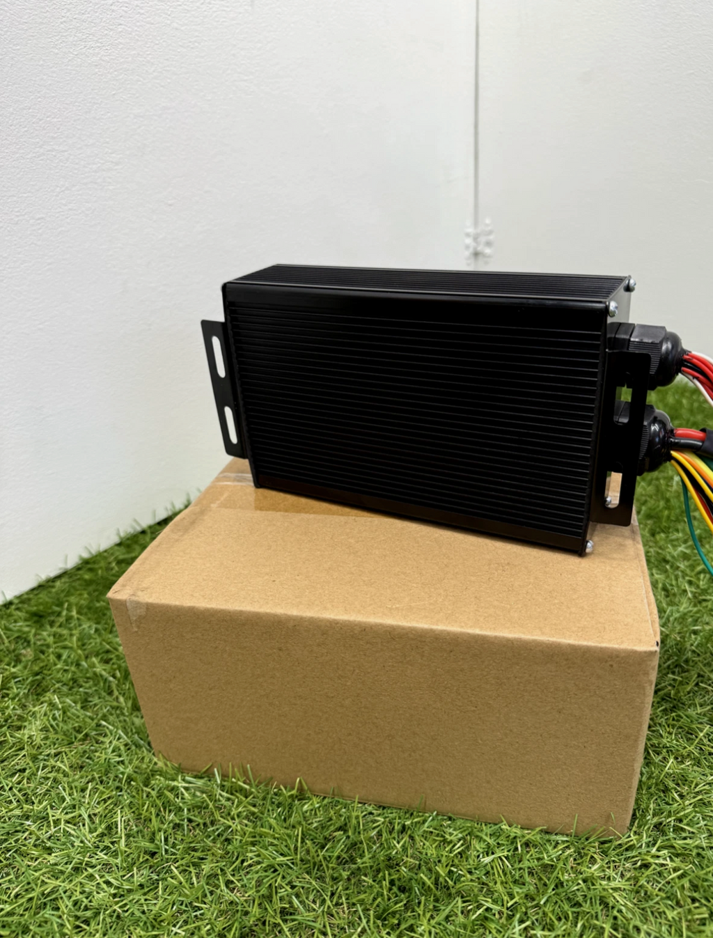 Electric Bike Controller 48V-72V 40A/45A For 2000W Aluminium Body YF Sinewave XT60