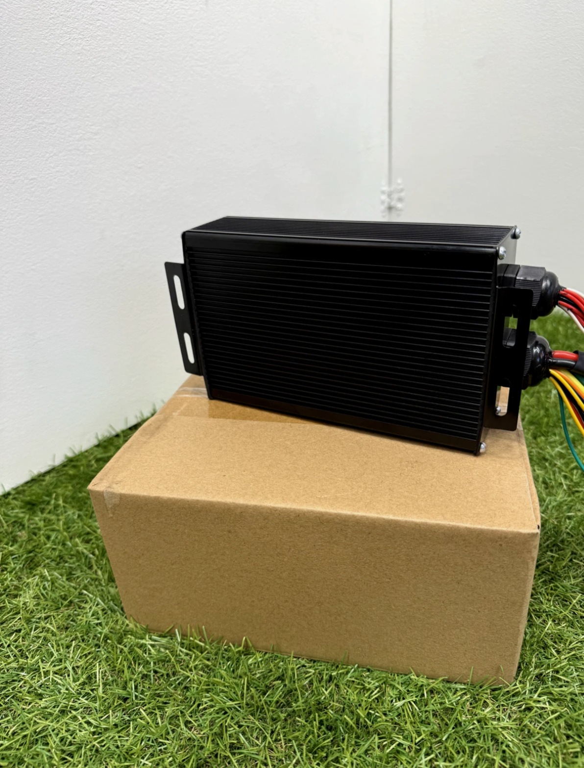 Electric Bike Controller 48V-72V 40A/45A For 2000W Aluminium Body YF Sinewave XT60