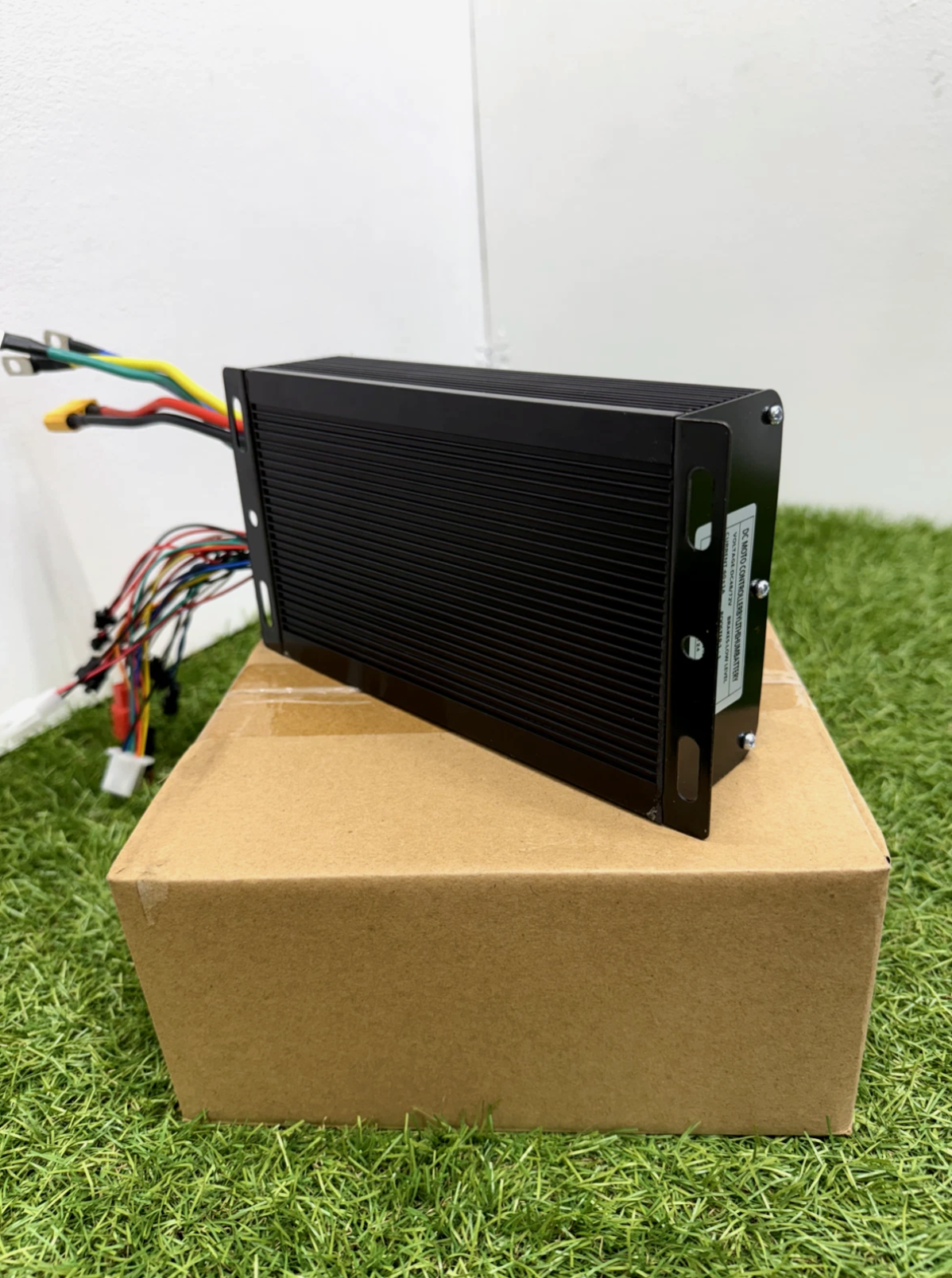 Electric Bike Controller 48V- 72V 60A For 3000W Motors Aluminium Body Sinewave YF Speed Controller With XT90