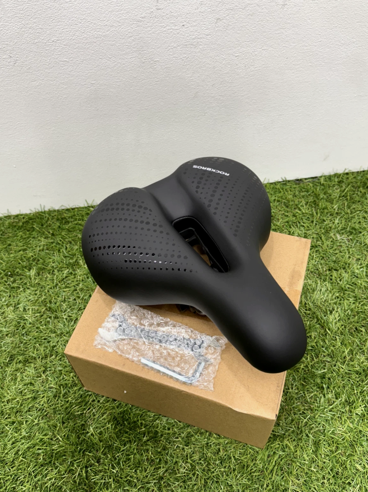 ROCKBROS Bike Saddle Hollow Breathable Soft MTB Road Shock Absorption Seat
