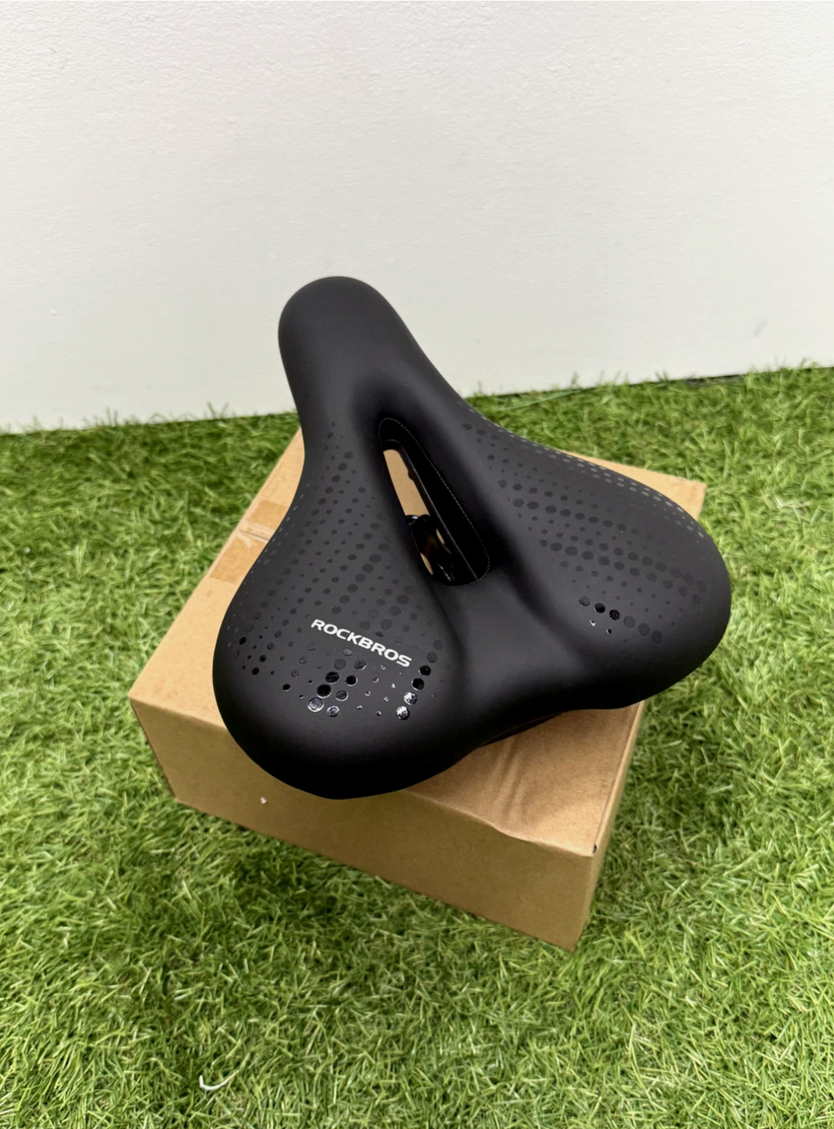 ROCKBROS Bike Saddle Hollow Breathable Soft MTB Road Shock Absorption Seat