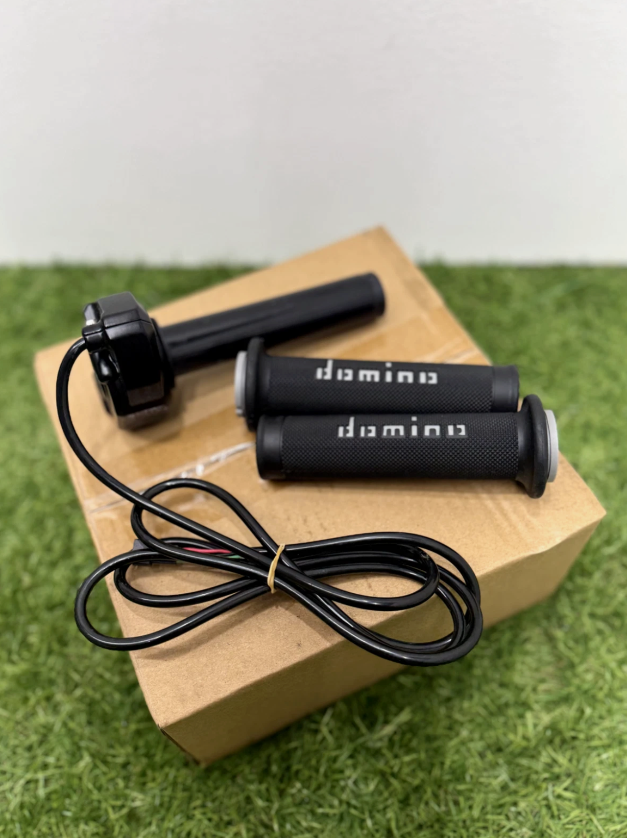 Surron Style Throttle With Ebike SM 3 Pin Connector Plug and Play for Most Ebike