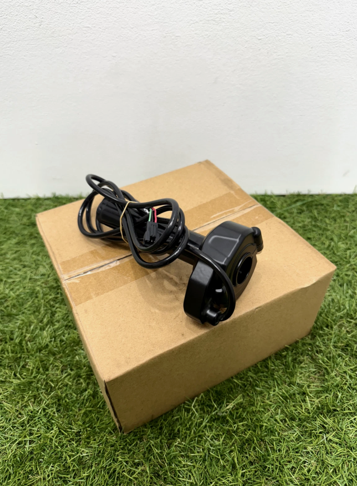 Surron Style Throttle With Ebike SM 3 Pin Connector Plug and Play for Most Ebike