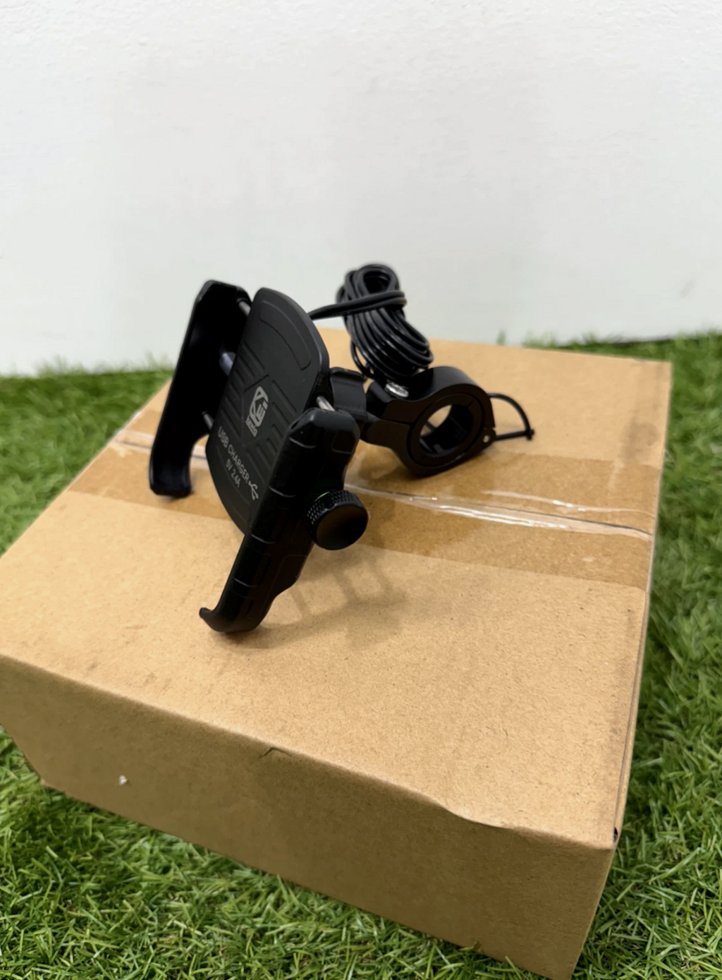 Phone Charger Holder With USB Electric bike/Motorbike Mount Cradle Input 12V-90V