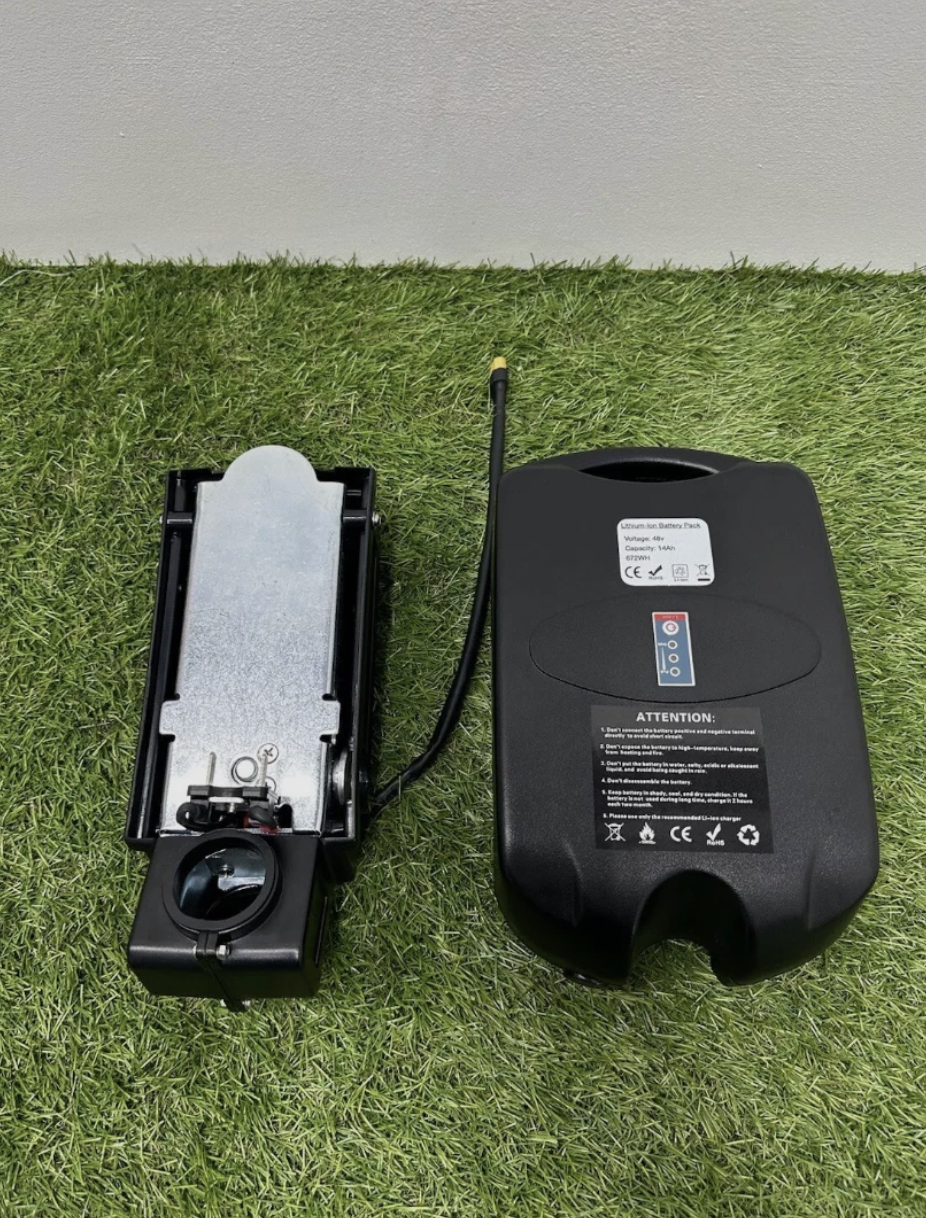 48v 14ah Electric Bike Li-ion Ebike Frog Seat Post Battery with 2a charger